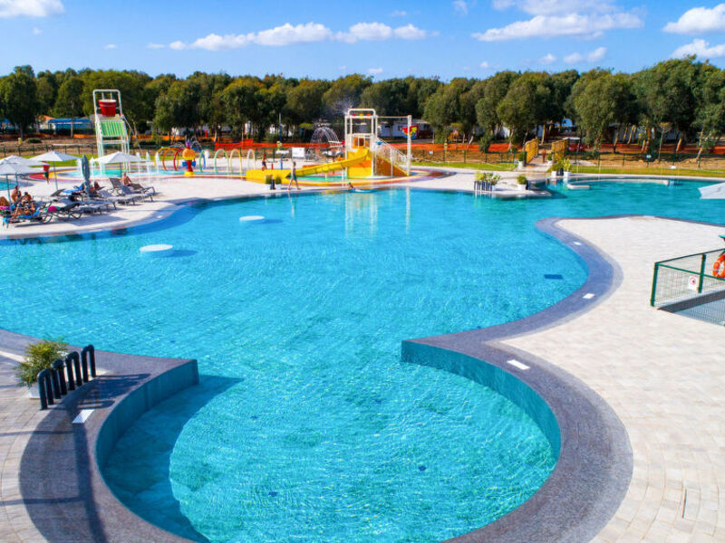 Camping Laguna Blu
