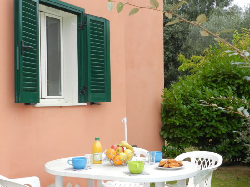 Les Terrasses De Lozari