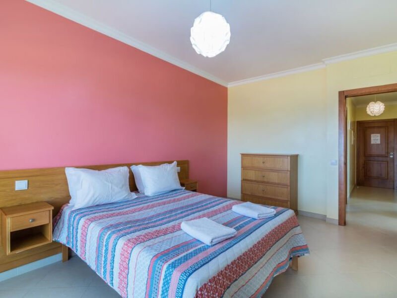 Apt/T1 Vist Mar E Piscina Blc 1 1ºd