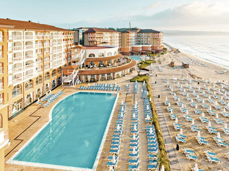 Hotel Sol Luna Bay