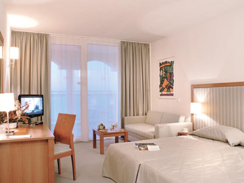 Hotel Sol Luna Bay