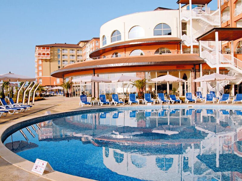 Hotel Sol Luna Bay