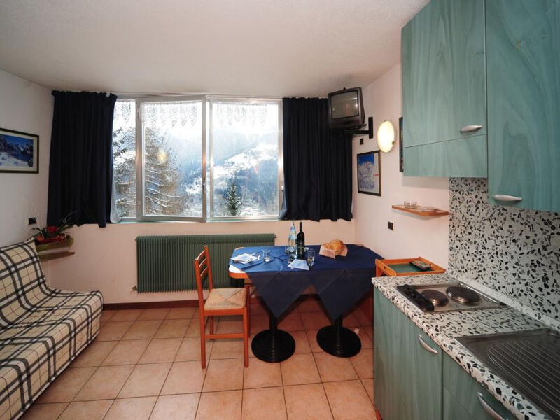 RESIDENCE LORES 2