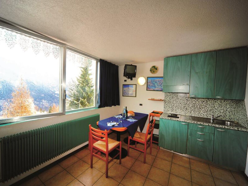 RESIDENCE LORES 2