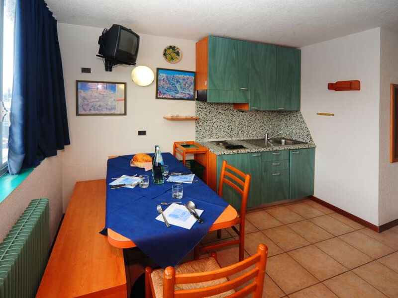 RESIDENCE LORES 2