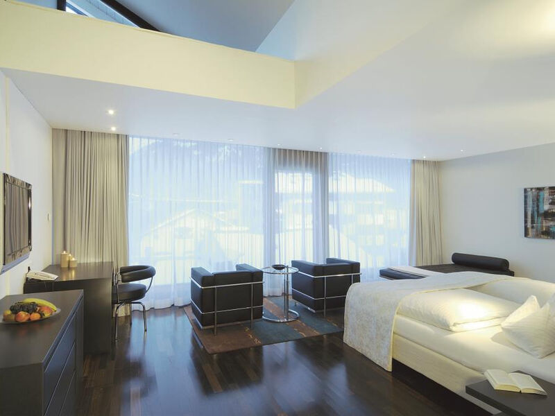 Alpenhotel fall in Love