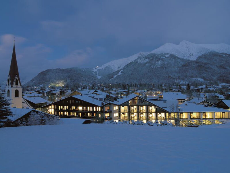 Alpenhotel fall in Love