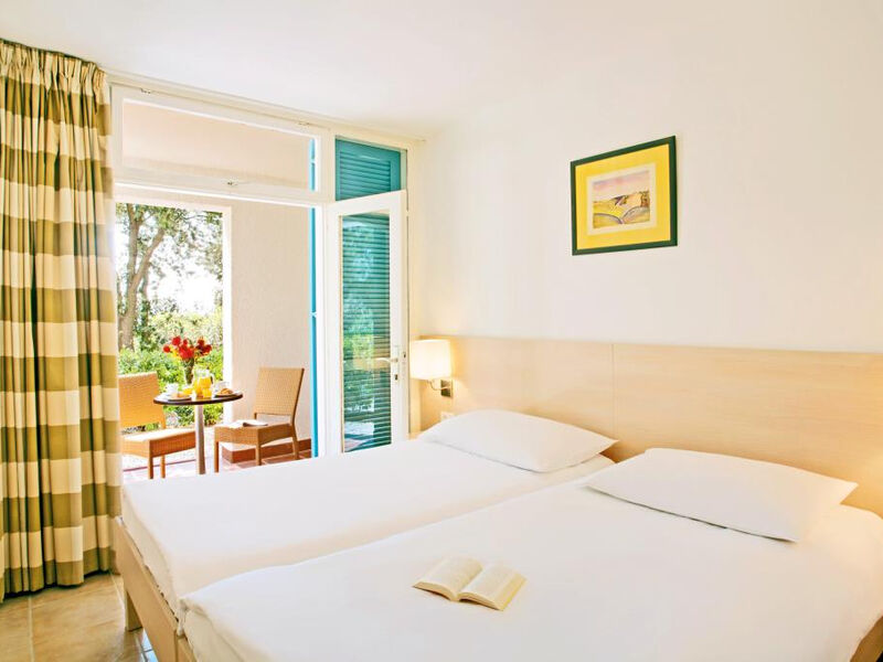 Sunset Lanterna Apartments