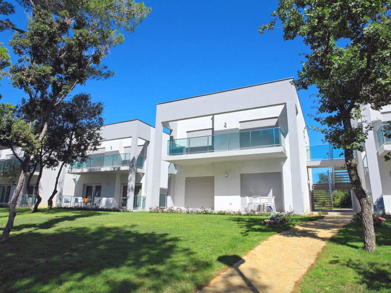 Crvena Luka Hotel & Resort