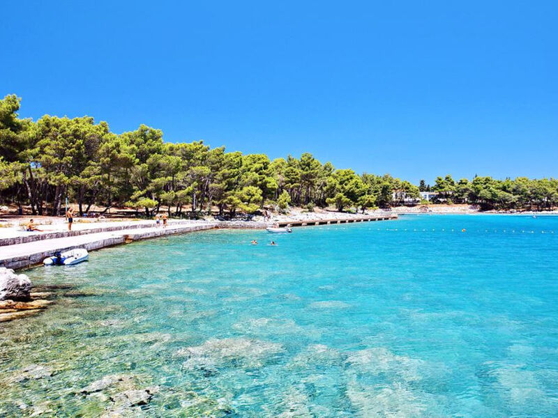 Crvena Luka Hotel & Resort