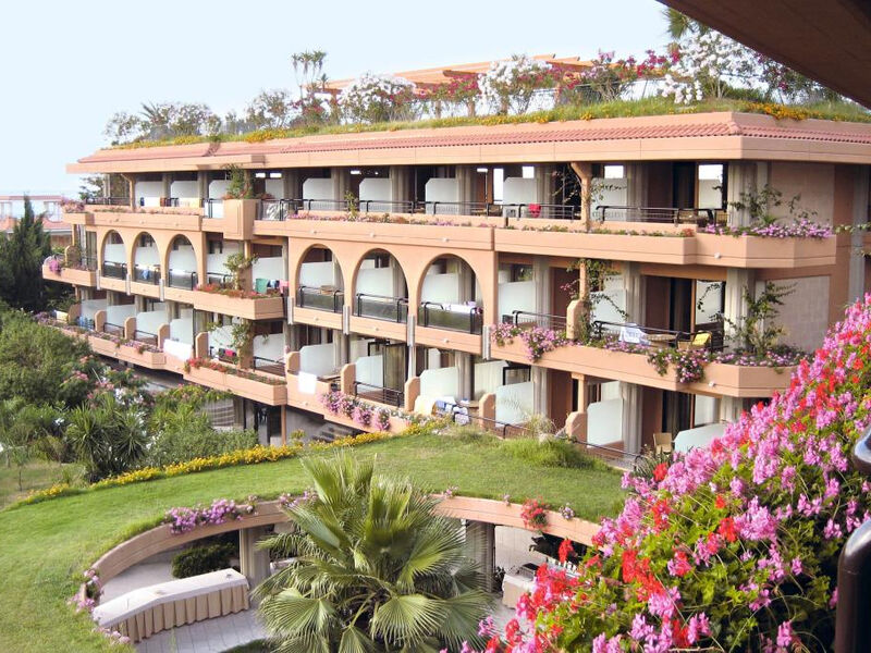 Acacia Resort