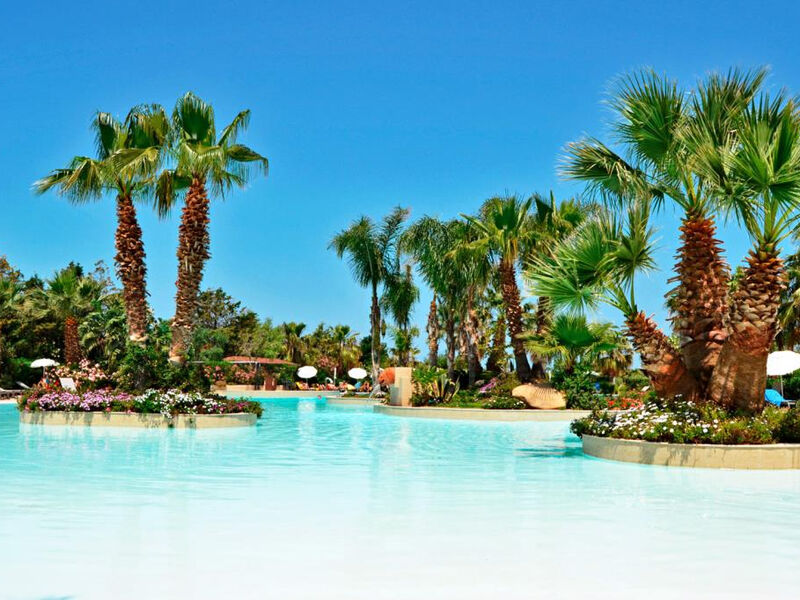 Acacia Resort