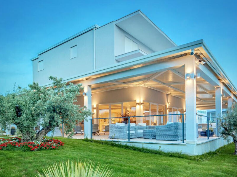 Waterman Milna Resort