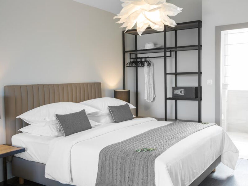 Waterman Milna Resort