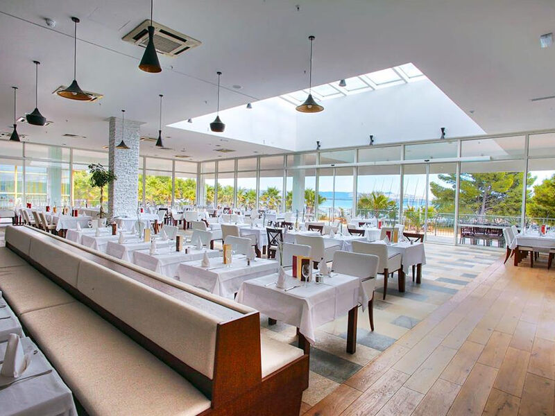 Solaris Hotel Ivan