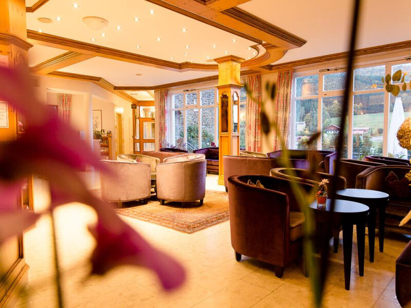 Burghotel Am Hohen Bogen