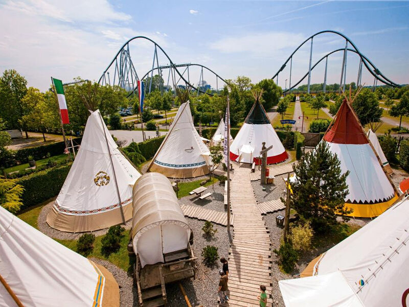 Tipi-Zelte im Europa-Park