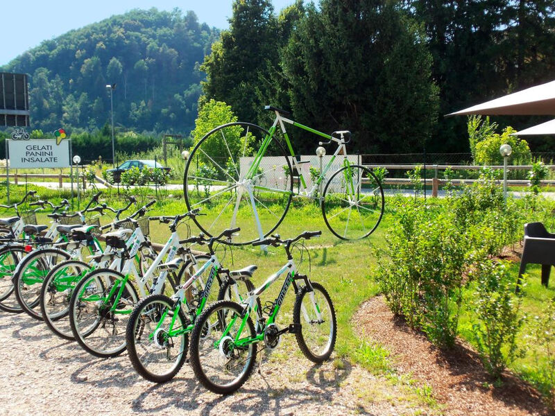 Camping Due Laghi
