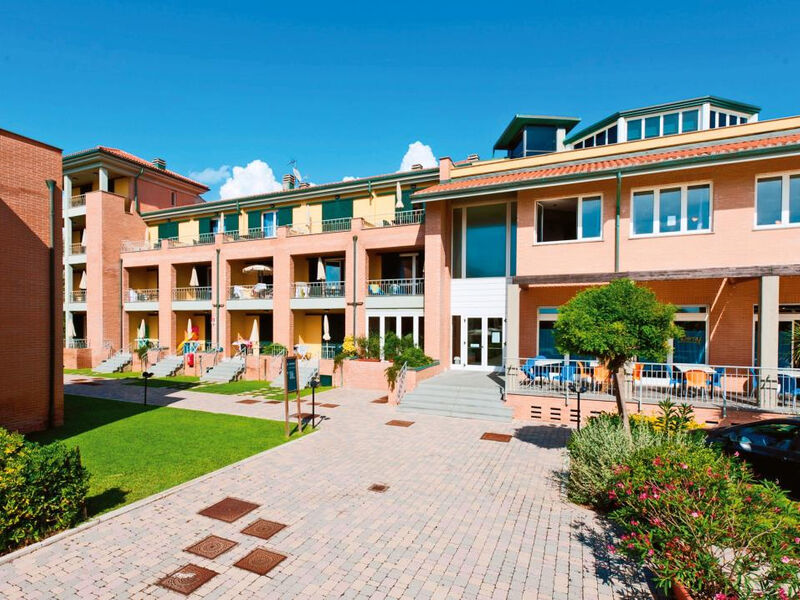 Residence Continental Resort