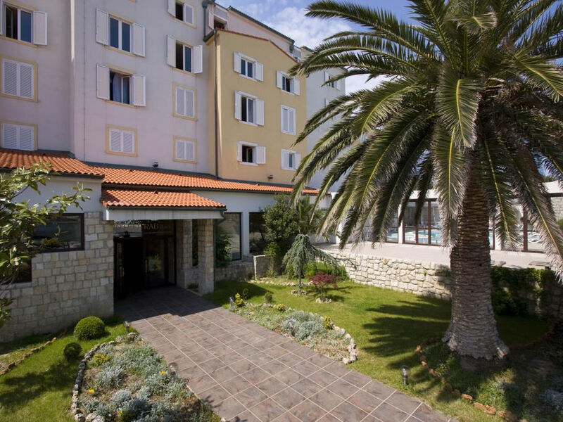 Hotel International