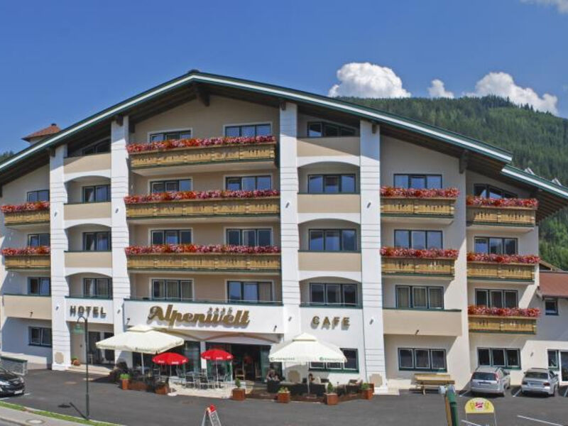 Hotel Alpenwelt