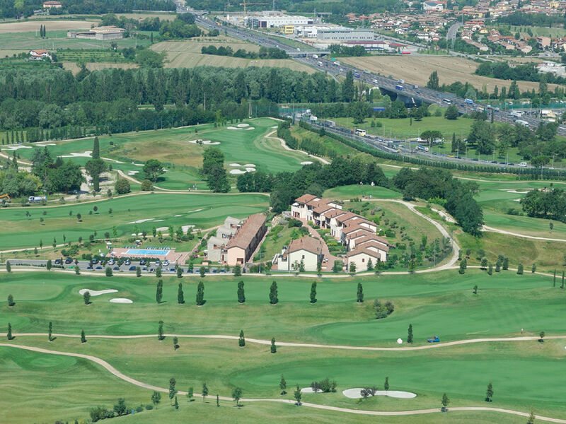 Golf Residence