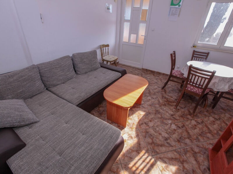 Vila Sale