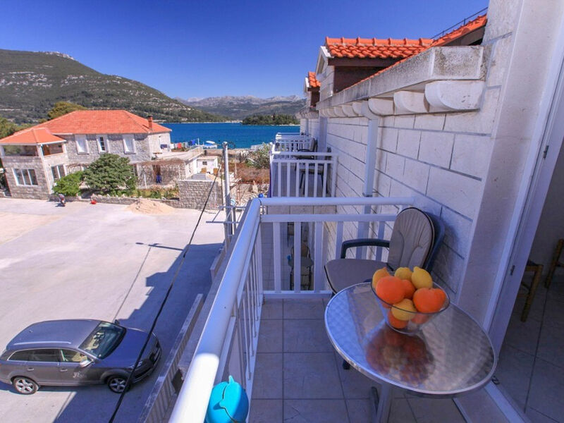 Vila Kamenica