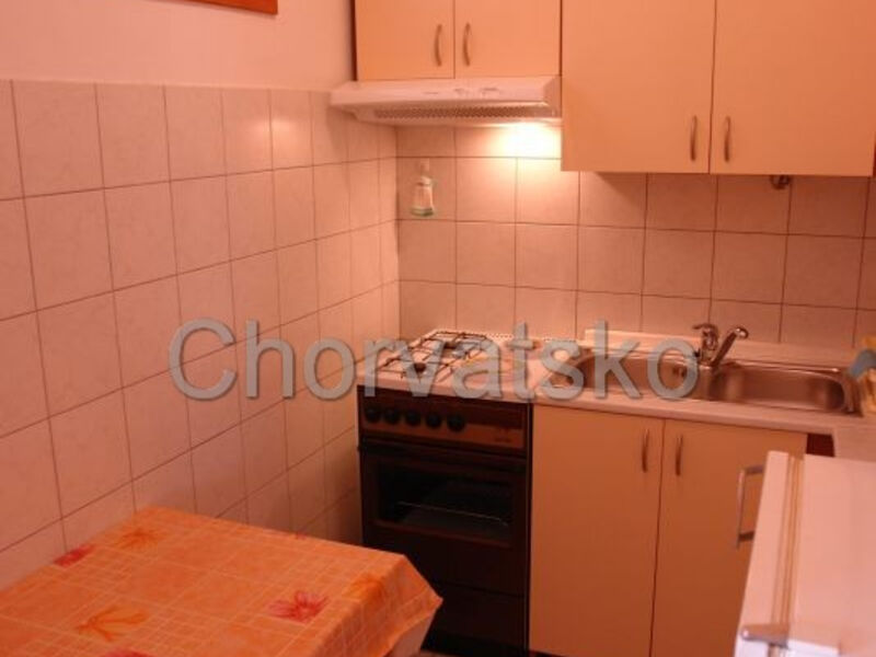 Apartmány a pokoje Lara