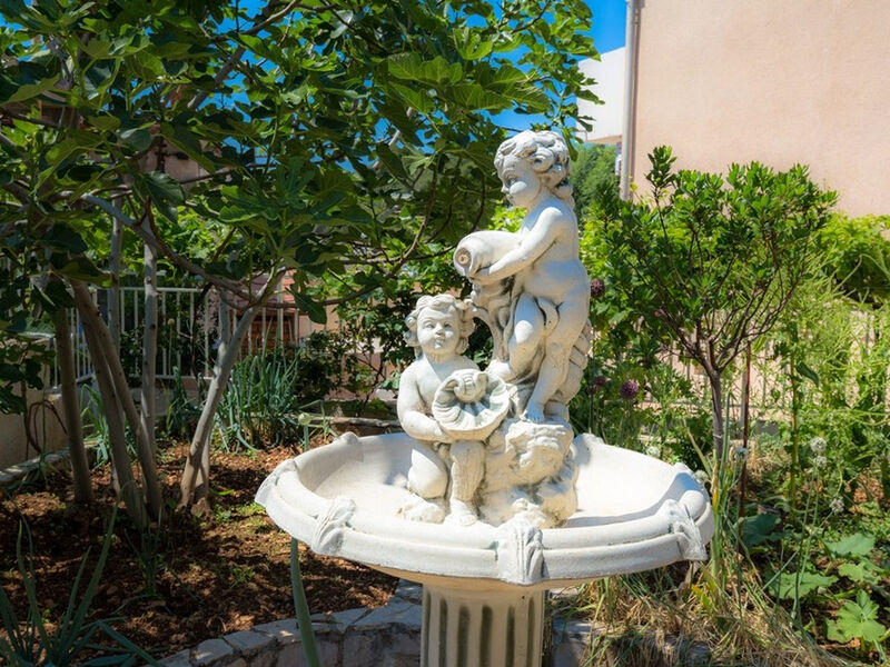 Vila 1657-57