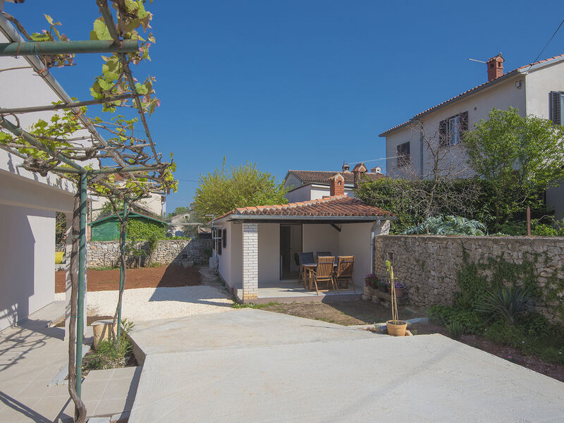 Vila 1318-450