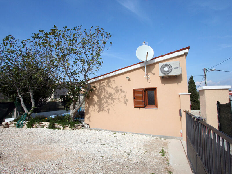 Vila 1318-522