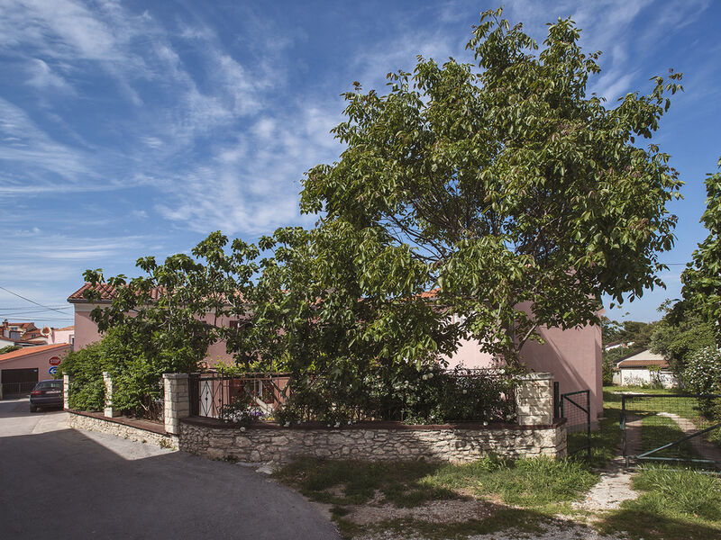 Vila 1318-848