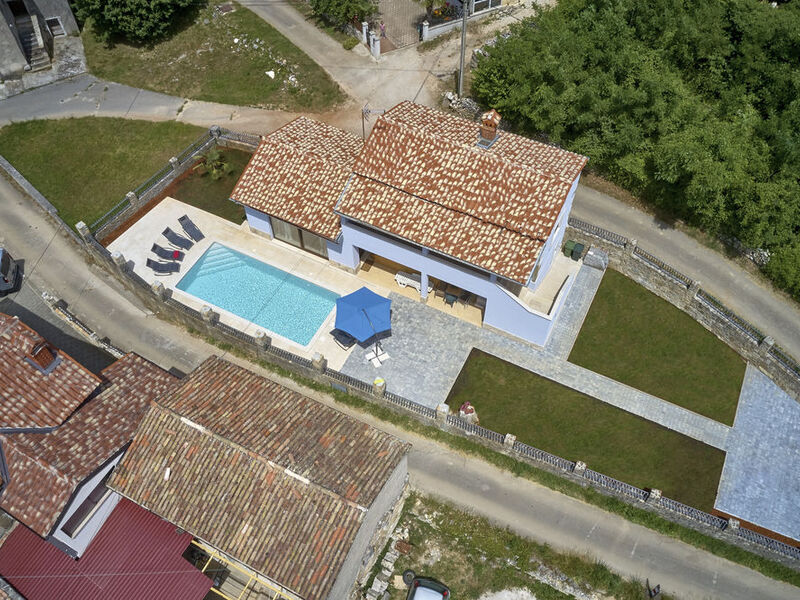 Vila 1318-1004