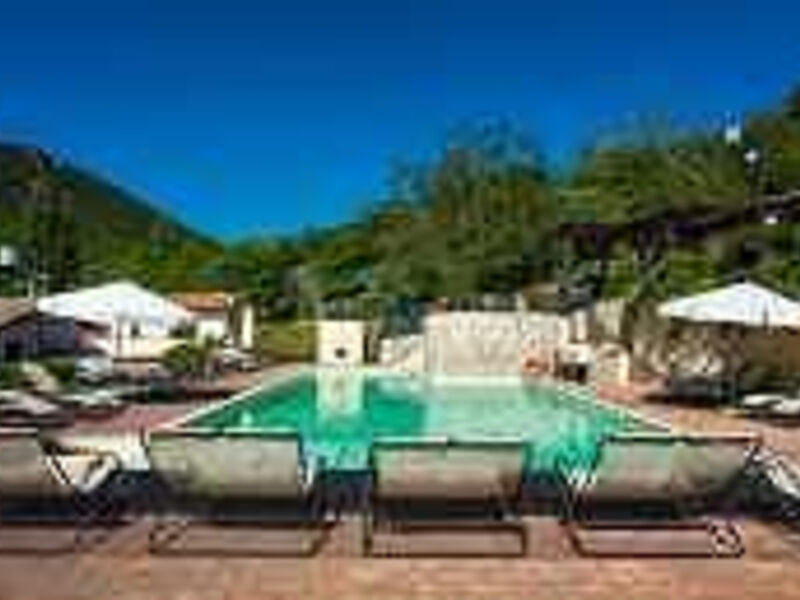 Guesia Village Hotel