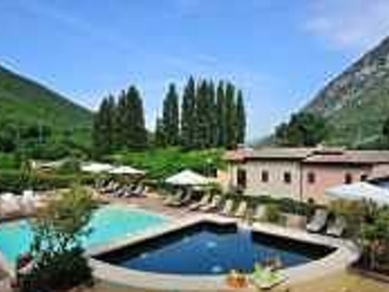Guesia Village Hotel