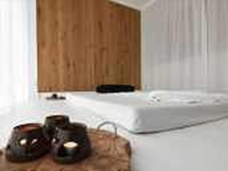 Shuum Hotel