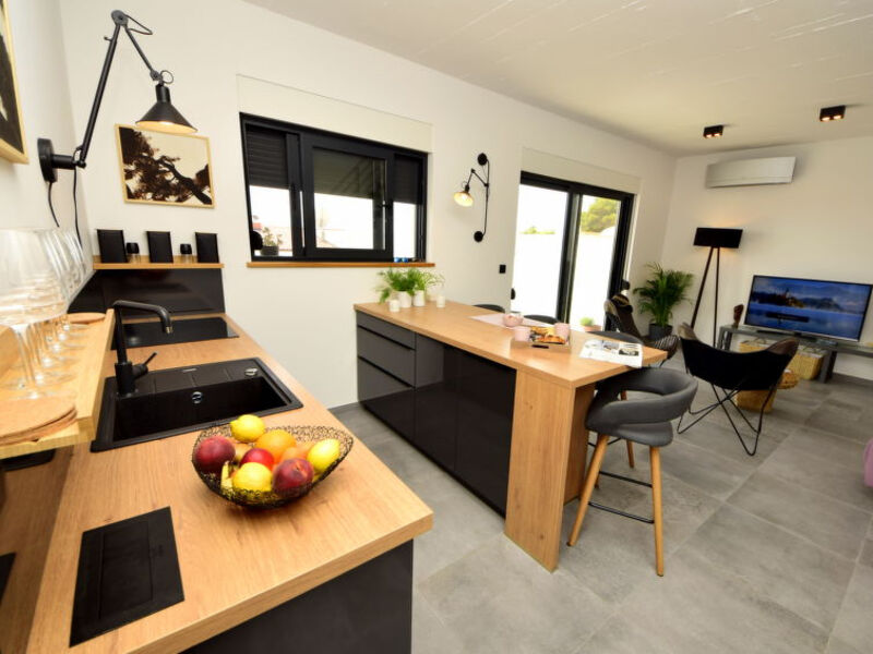 Villa Lola 2