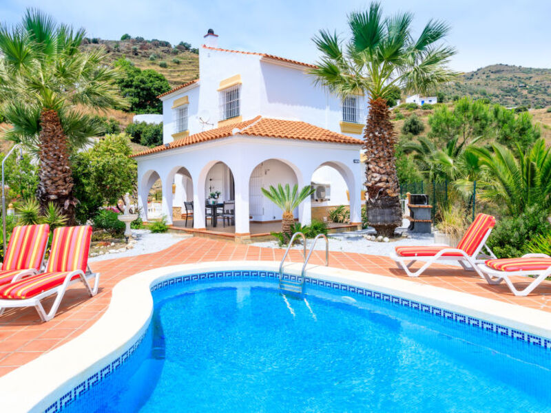 Amazing 3 Bedrooms Front Sea View.