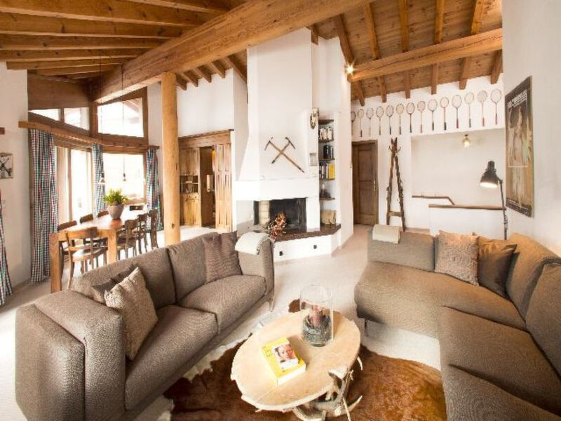 Arena Penthouse
