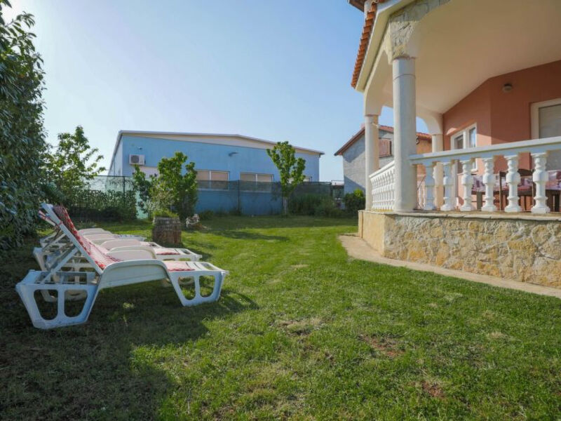 House Niki