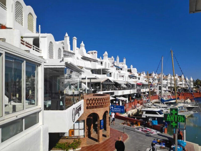 Ola Marina