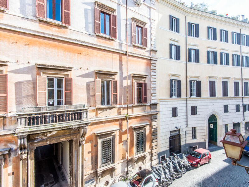 Piazza Navona With Terrace