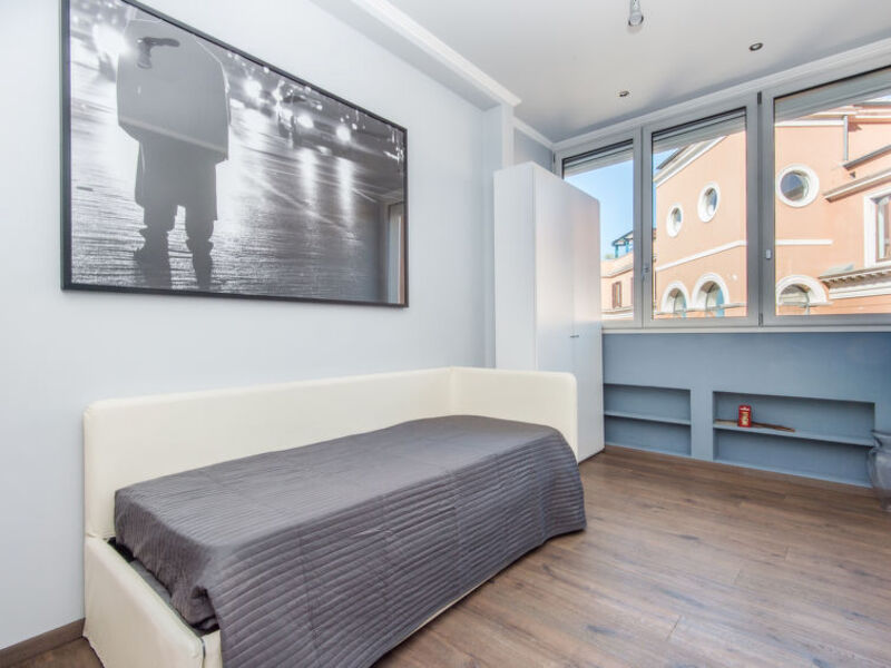 Barberini 2 Bedrooms Apartment