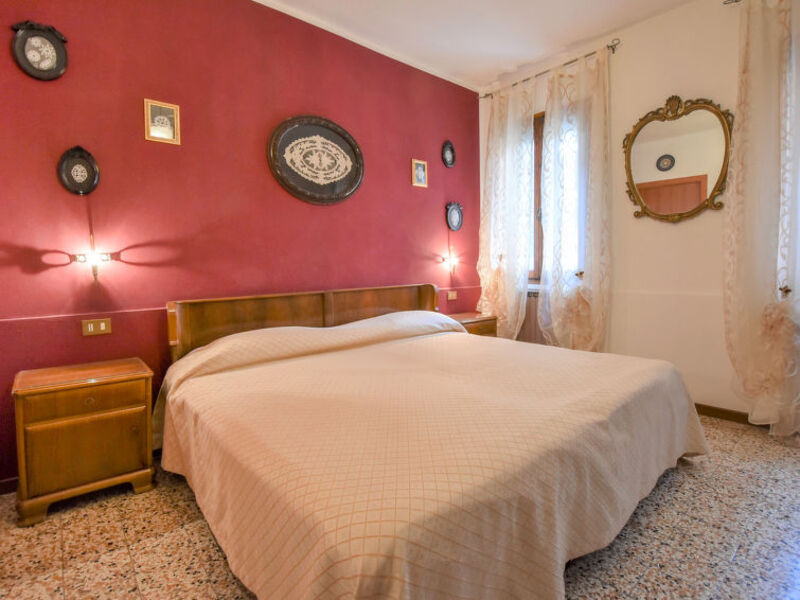 Calle Delle Ancore