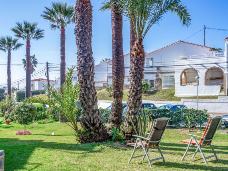 Las Buganvillas