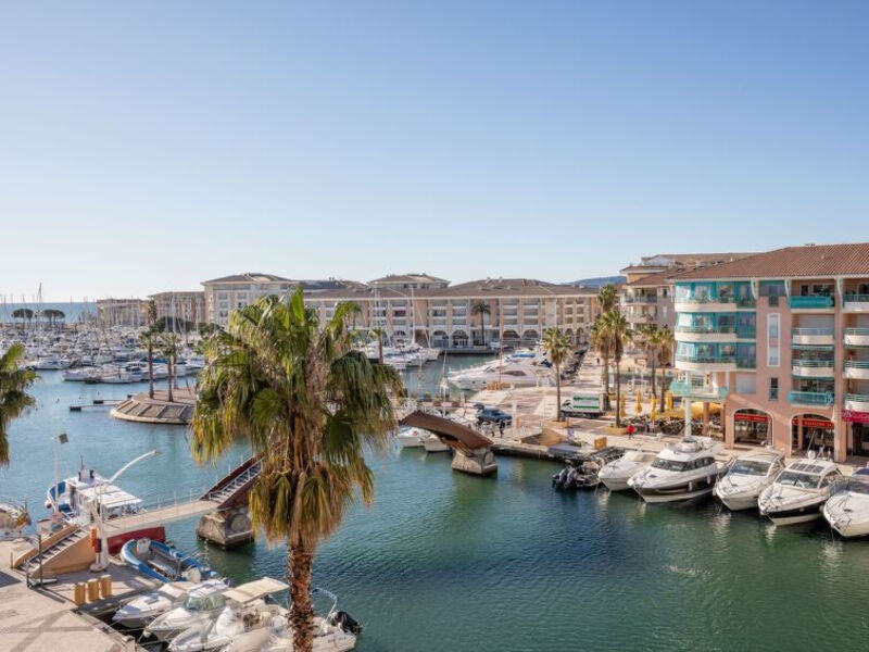 Port D'Attache