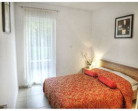Vila 549-529