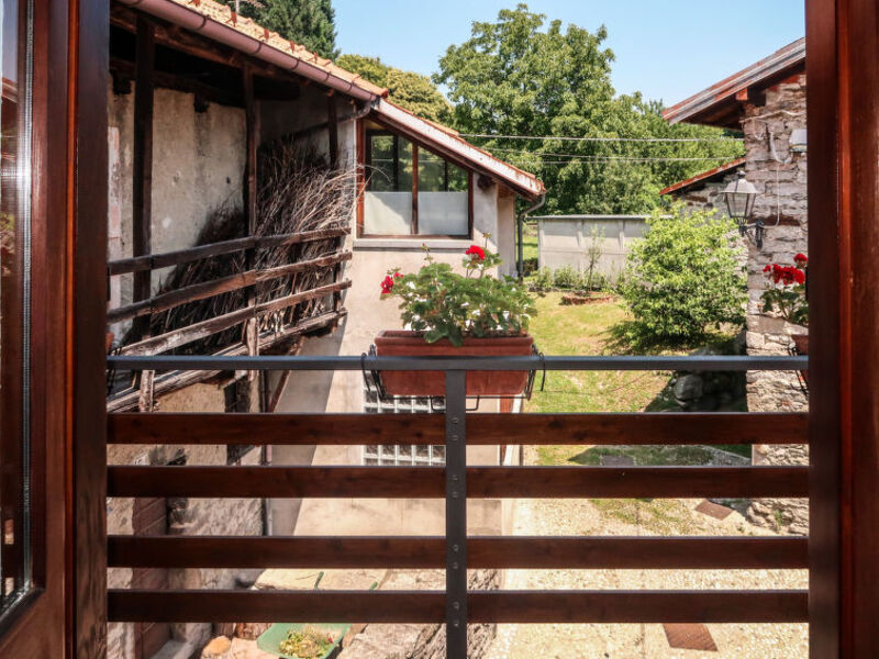Casa Monte San Giulio