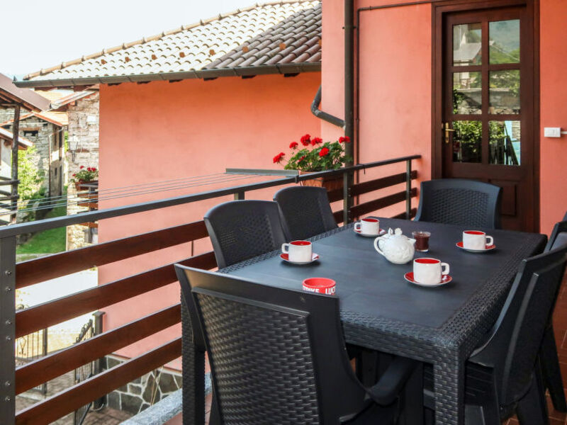 Casa Monte San Giulio